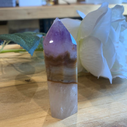 AMETHYST POINT WITH MEXICAN AGATE BANDING