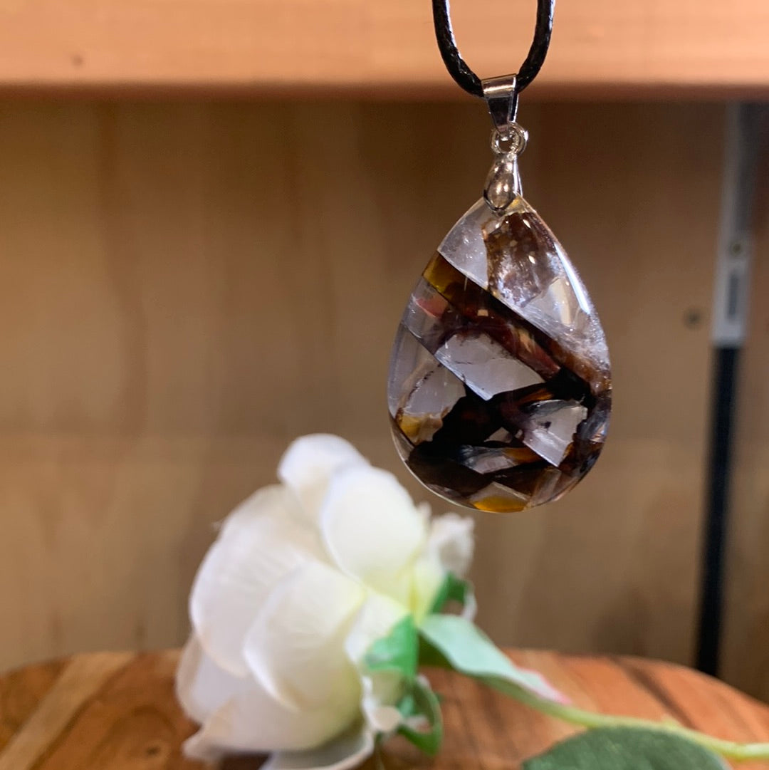 GOLDEN HEALER TEAR DROP PENDANT