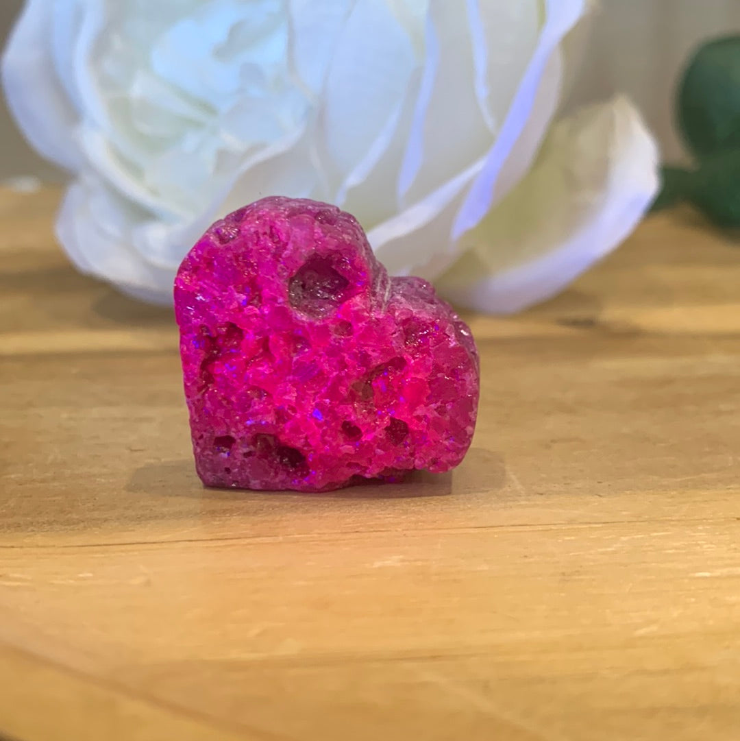 HONEYCOMB RUBY HEART (SMALL)