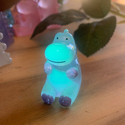 GLOW IN THE DARK DINOSAURS (NON CRYSTAL LUMINOUS RESIN)