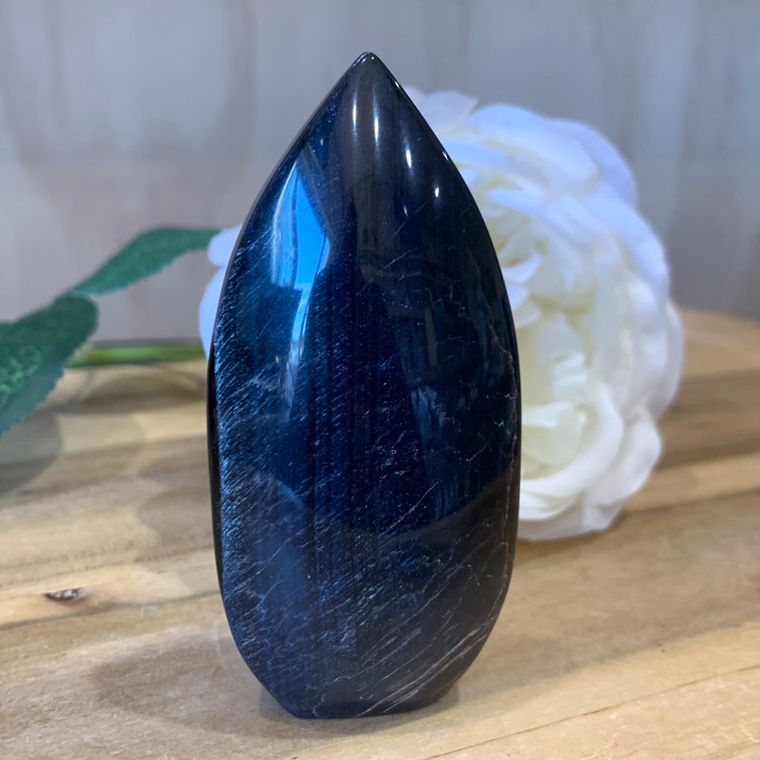 BLUE TIGERS EYE FREEFORM