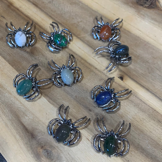 CRYSTAL SPIDER BROACHES