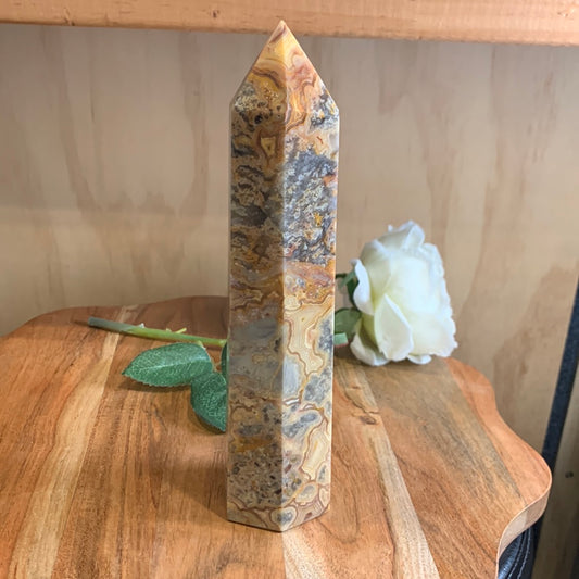 CRAZY LACE AGATE TOWER