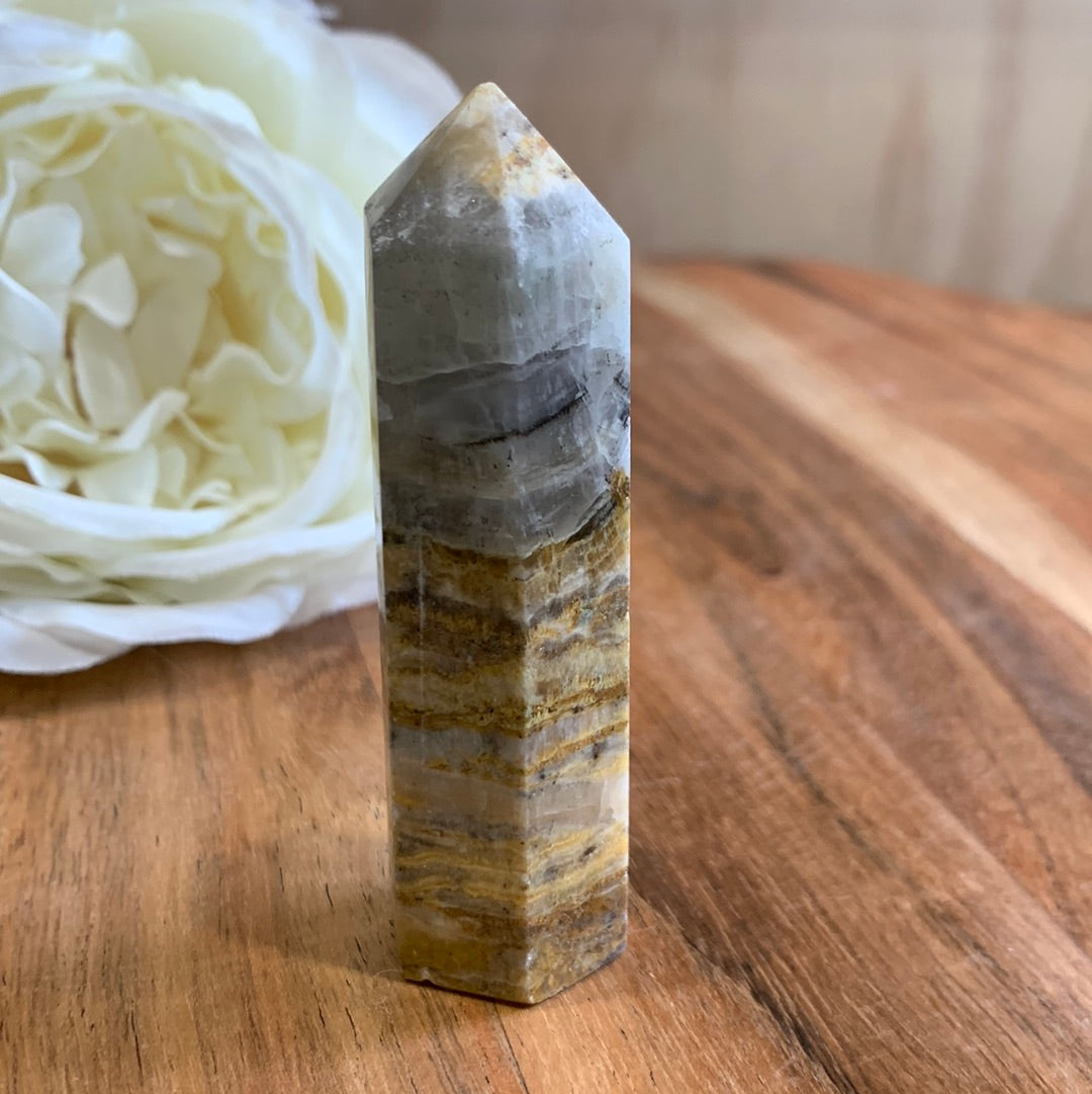 AUSTRALIAN CRAZY LACE AGATE POINTS