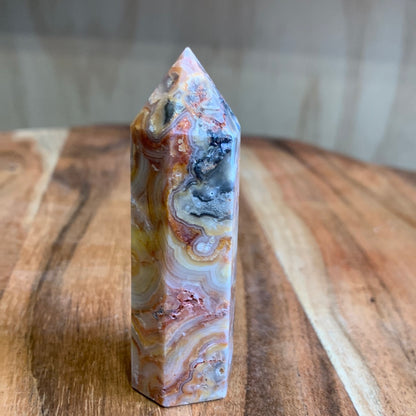 CRAZY LACE AGATE POINT