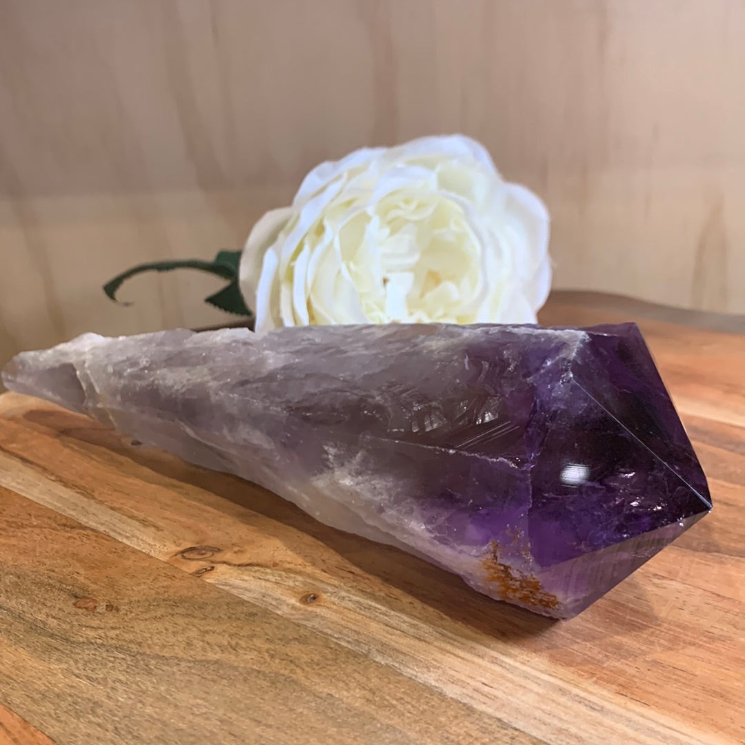 AMETHYST TOOTH (MASSIVE 714 GRAMS)