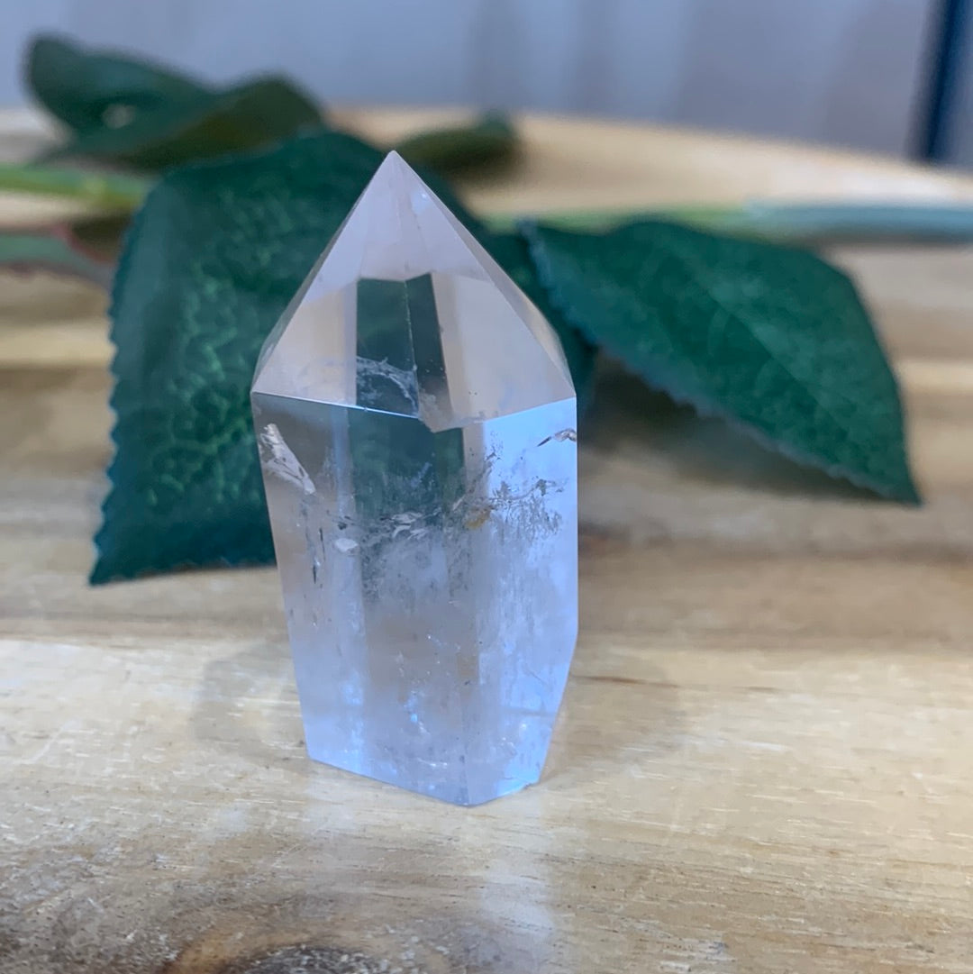 CLEAR QUARTZ POINT (SMALL)