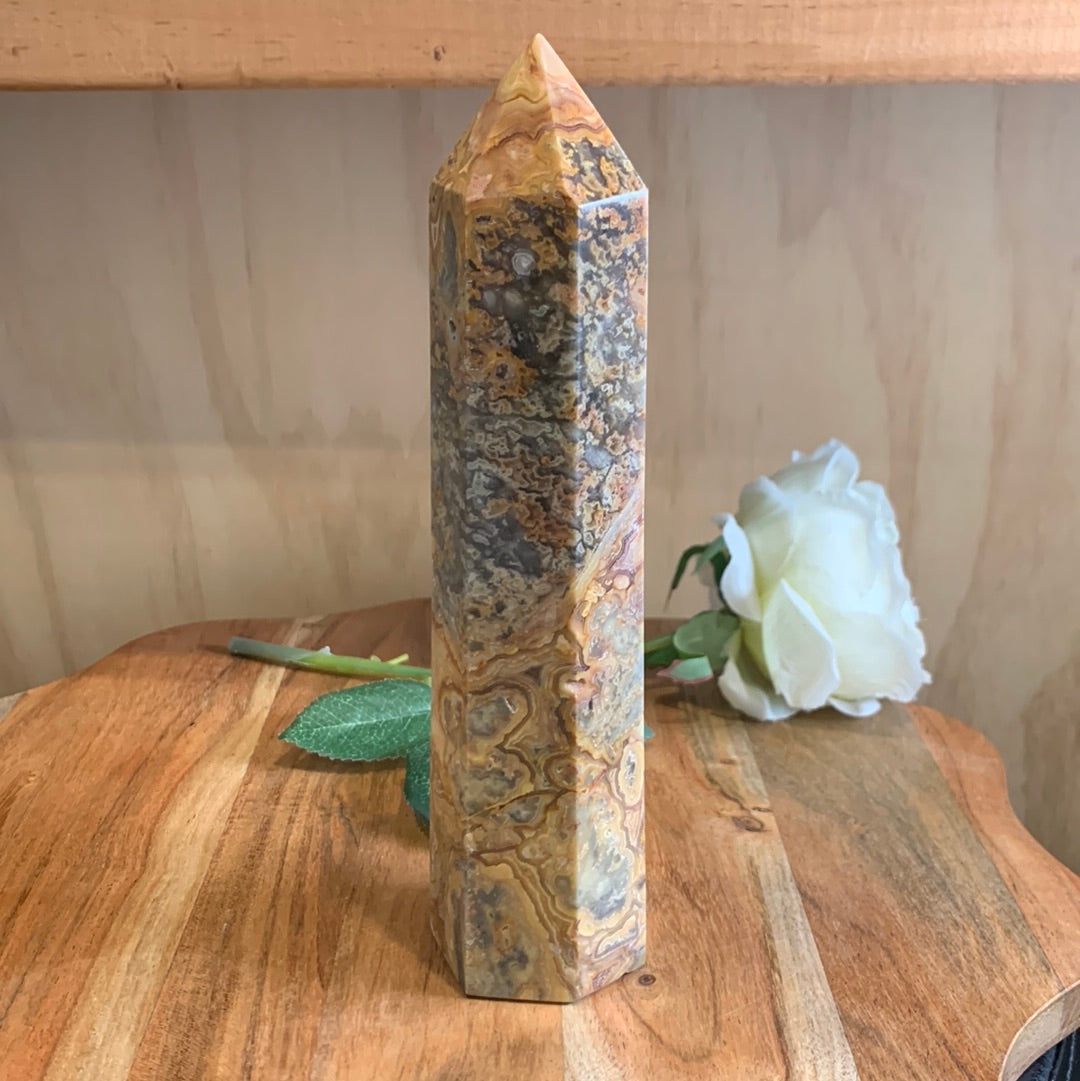 CRAZY LACE AGATE TOWER