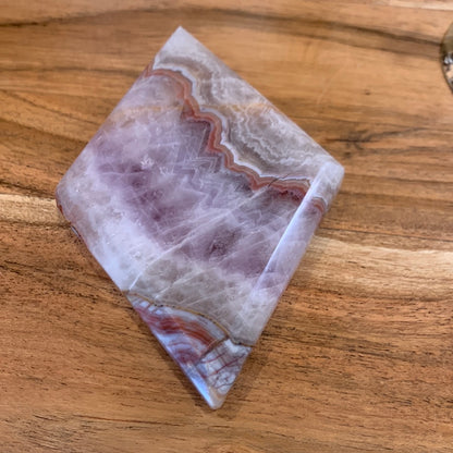 DREAM AMETHYST WITH MEXICAN AGATE DIAMOND WITH ASTROLOGY STAND INCLUDED