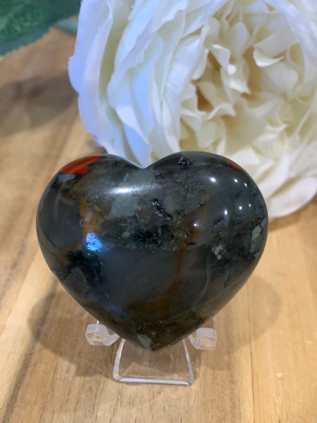 AFRICAN BLOODSTONE HEARTS (Stand not included)