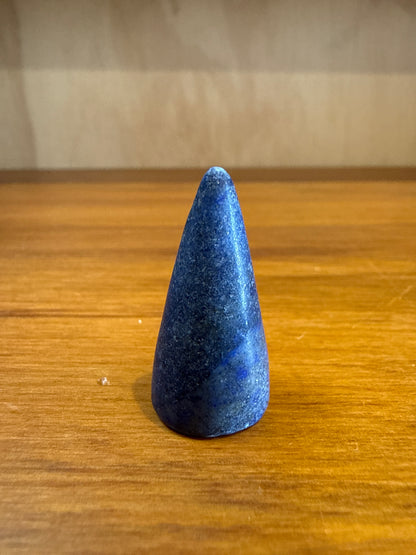 CRYSTAL RING HOLDERS