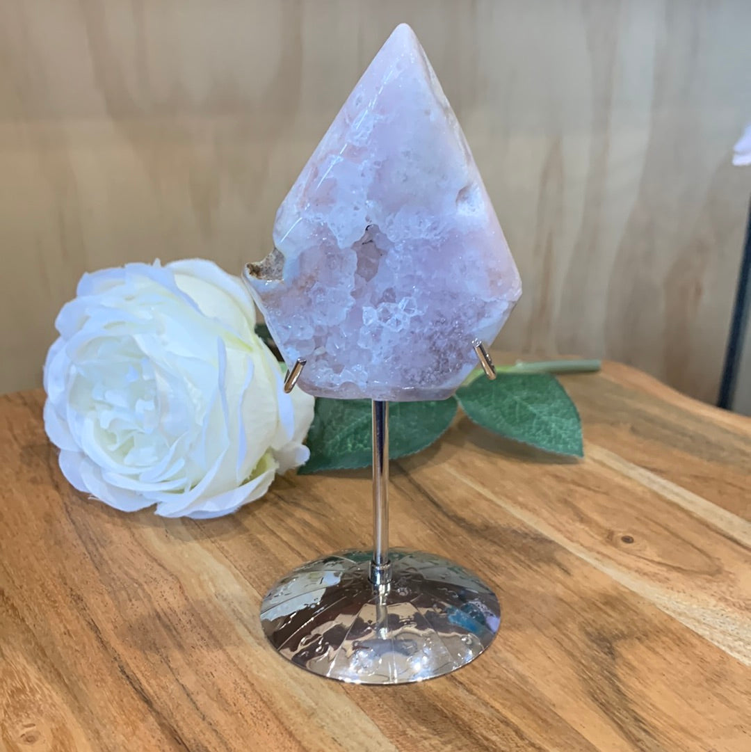 FLOWER AGATE WITH PINK AMETHYST DIAMOND & STAND