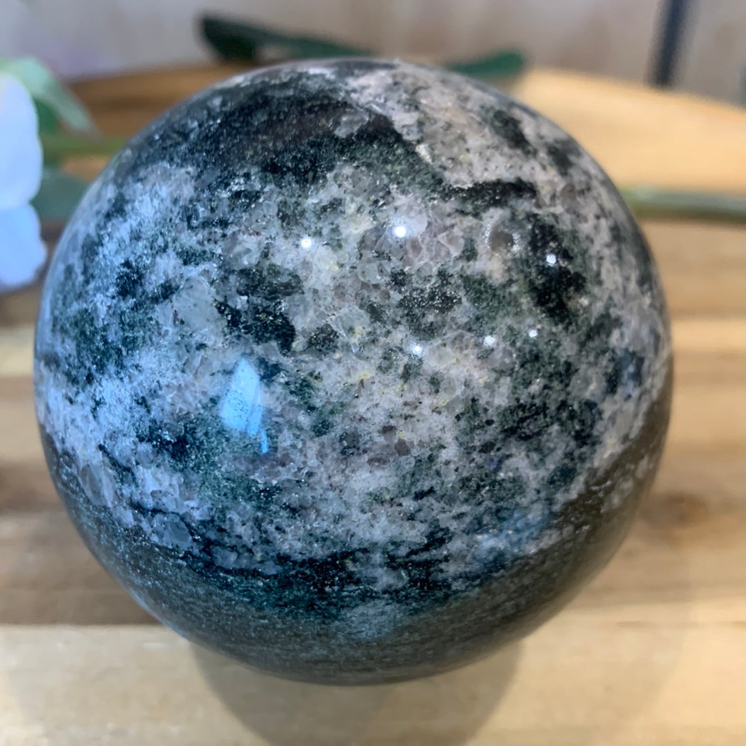 GREEN QUARTZ SPHERE