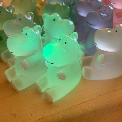 GLOW IN THE DARK DINOSAURS (NON CRYSTAL LUMINOUS RESIN)