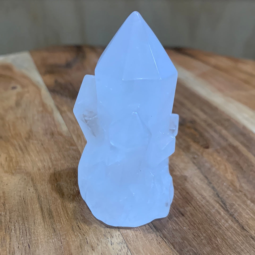 CLEAR QUARTZ CRYSTAL SHAPE
