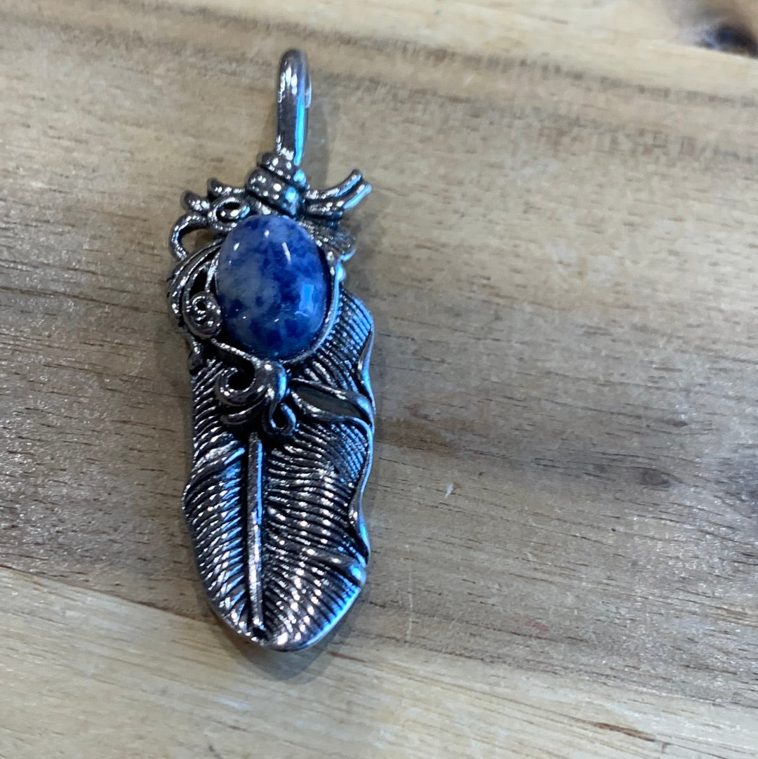 FEATHER PENDANT WITH CRYSTAL DOME