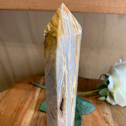 AUSTRALIAN CRAZY LACE AGATE TOWER