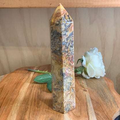 CRAZY LACE AGATE TOWER