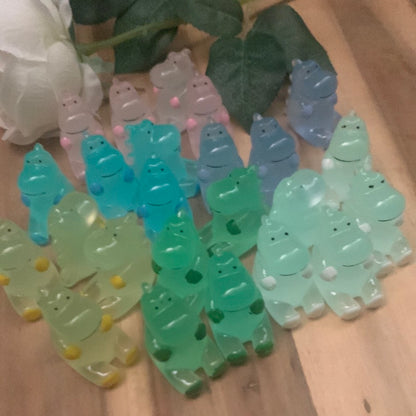 GLOW IN THE DARK DINOSAURS (NON CRYSTAL LUMINOUS RESIN)