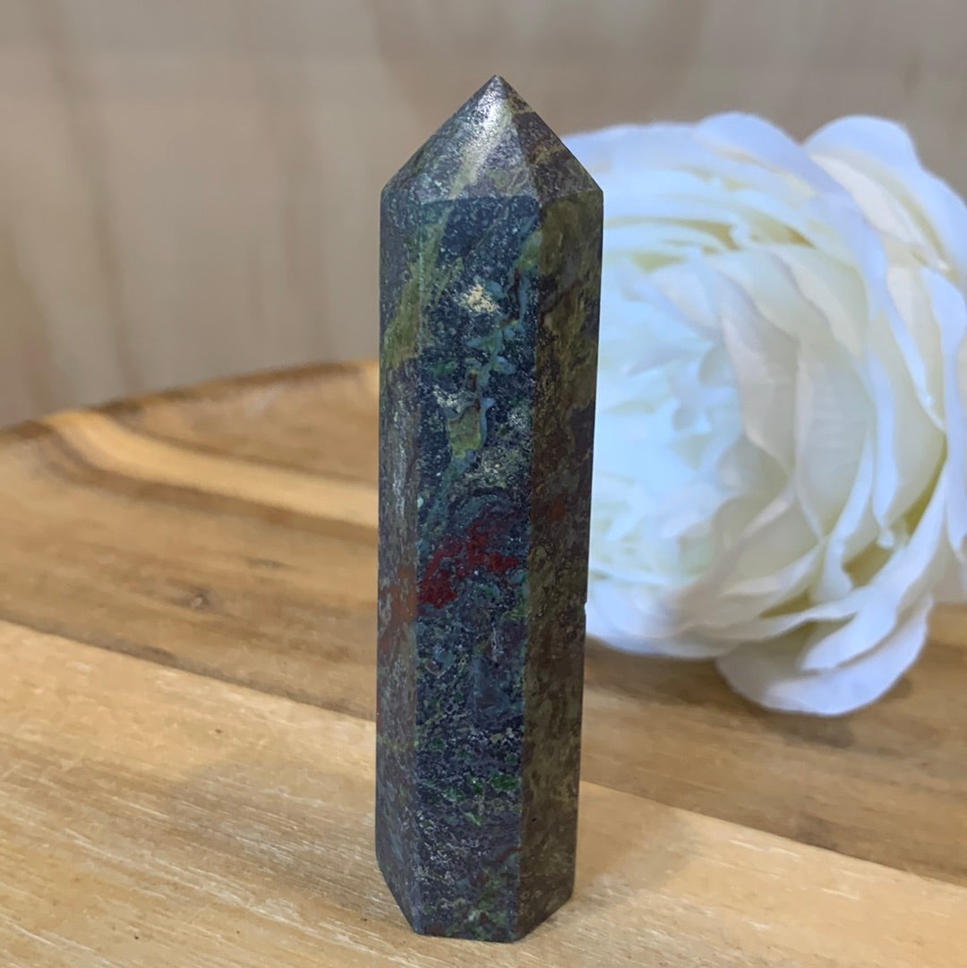 AFRICAN BLOOD STONE POINT