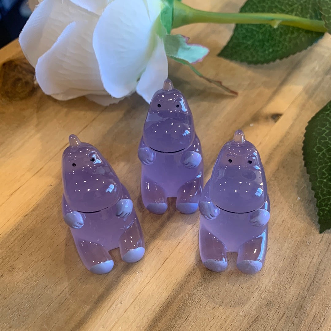 GLOW IN THE DARK DINOSAURS (NON CRYSTAL LUMINOUS RESIN)