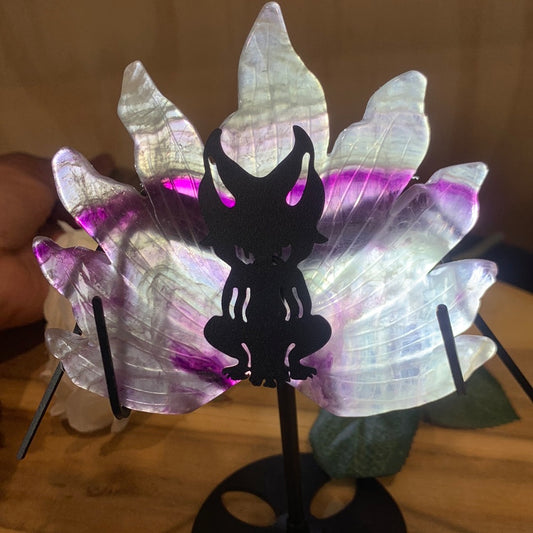 FLUORITE 9 TAIL FOX (WITH STAND)