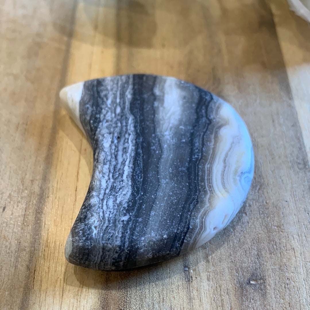 BLACK AGATE MOON