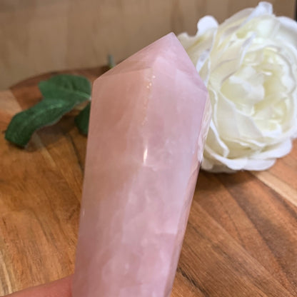 ROSE QUARTZ WAND