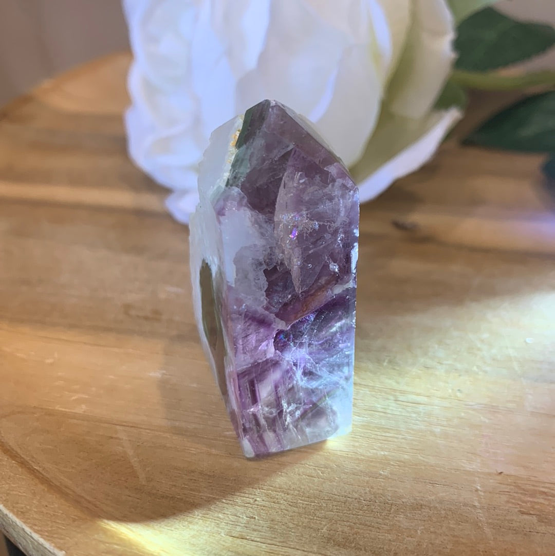 FLUORITE POINTS WITH QUARTZ