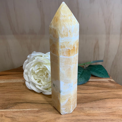 ORANGE CALCITE TOWER (half a kg of gorgeous)