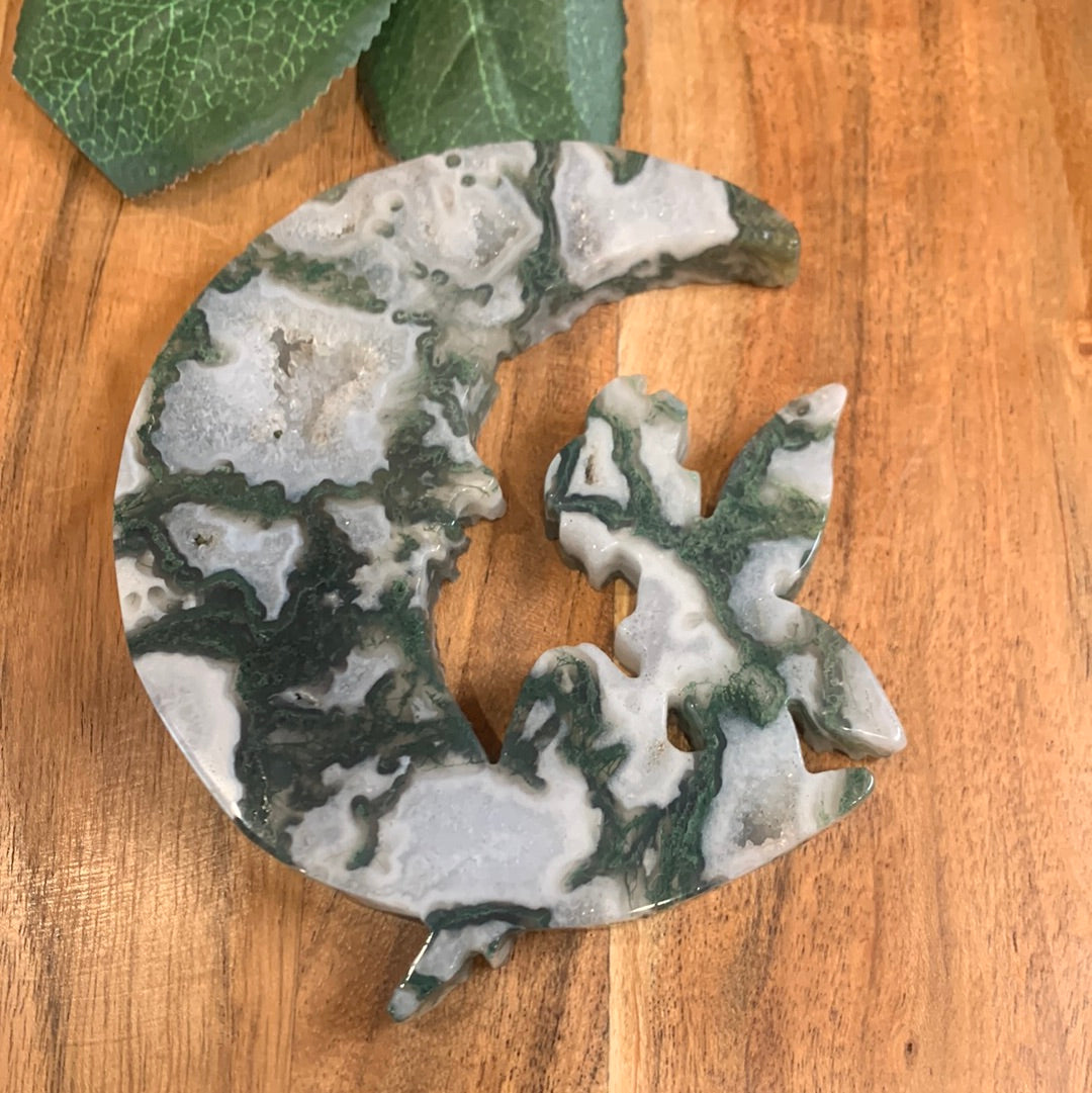 AGATE MOSS FAIRY IN THE MOON