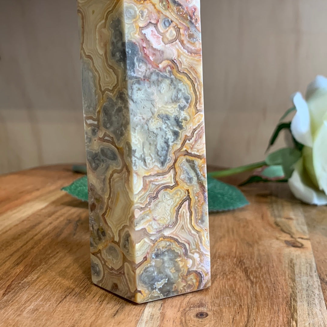 CRAZY LACE AGATE TOWER