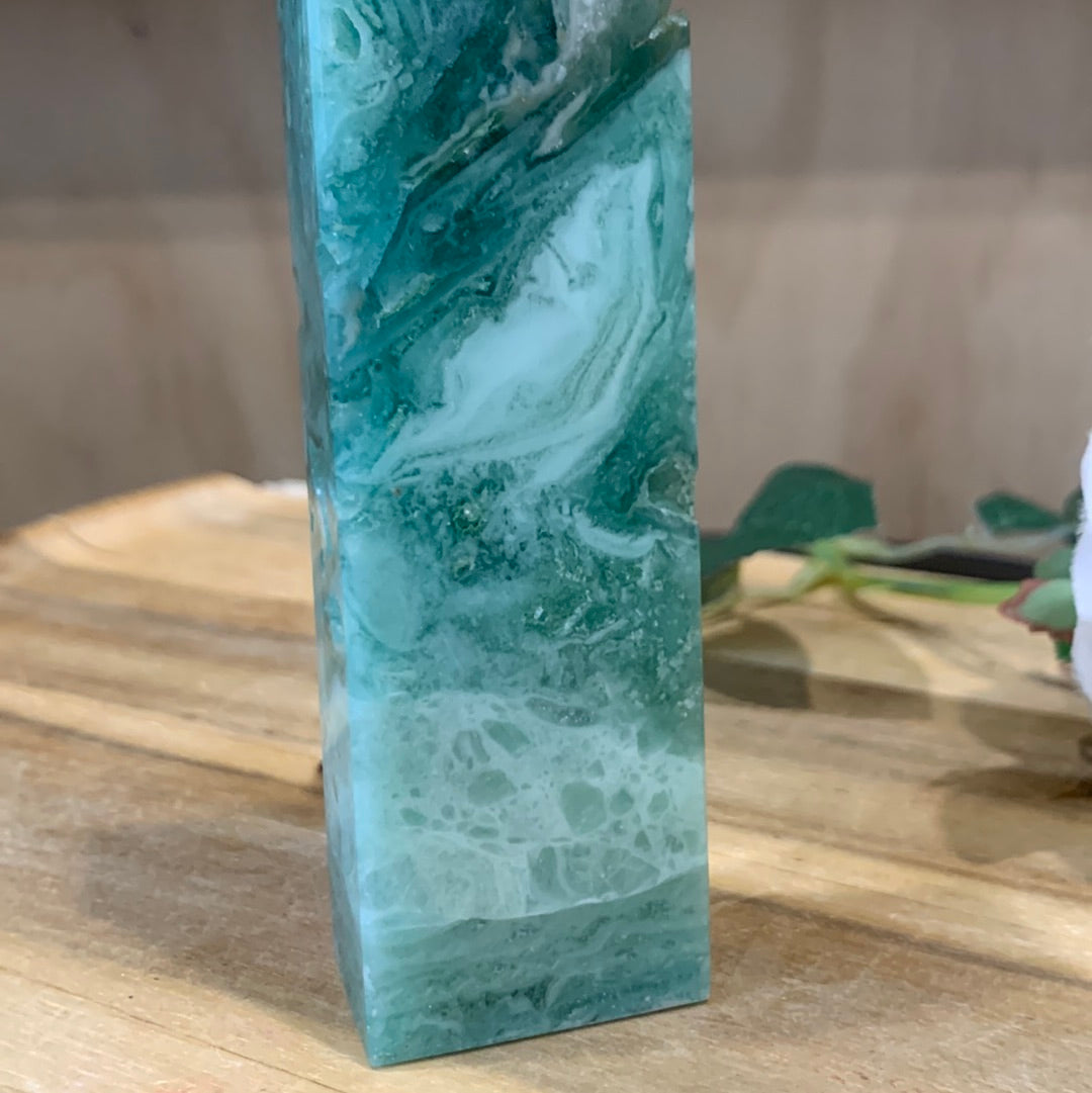 GREEN QUARTZ TOWER