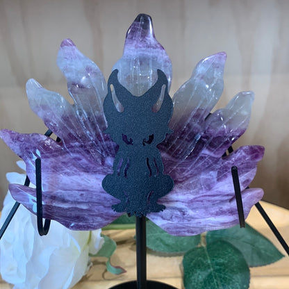 FLUORITE 9 TAIL FOX (WITH STAND)