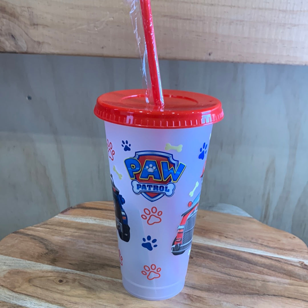 24oz BPA FREE REUSEABLE PLASTIC CUP WITH STRAW AND LID
