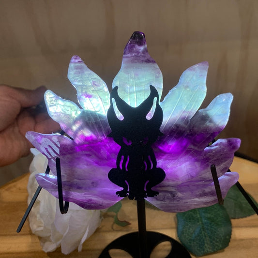 FLUORITE 9 TAIL FOX (WITH STAND)