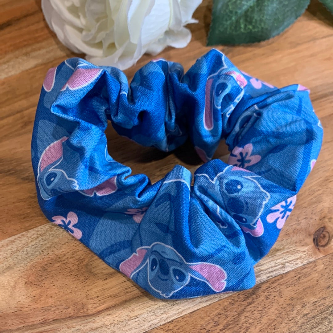 THEMED SCRUNCHIES