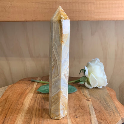 AUSTRALIAN CRAZY LACE AGATE TOWER