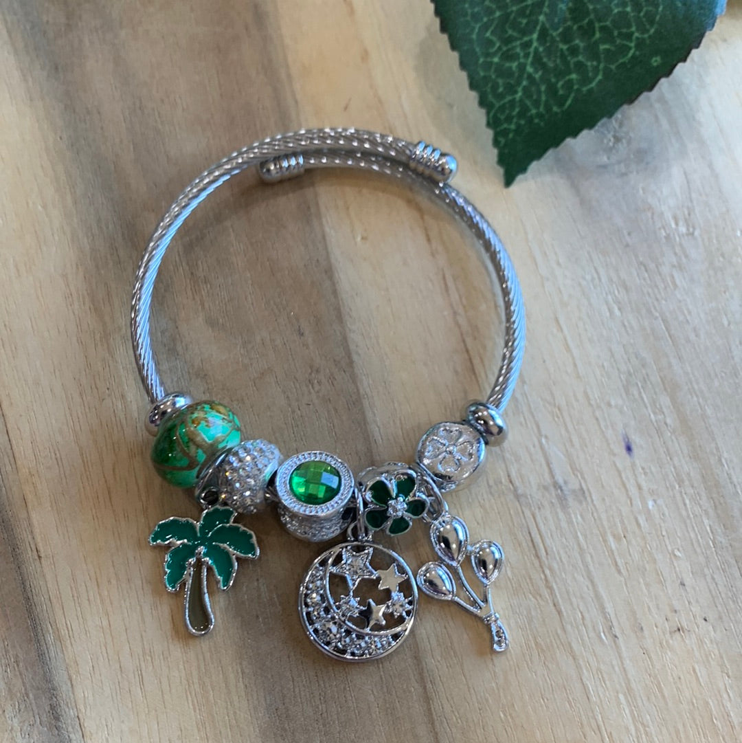 CHARM BRACLETS (NON CRYSTAL)
