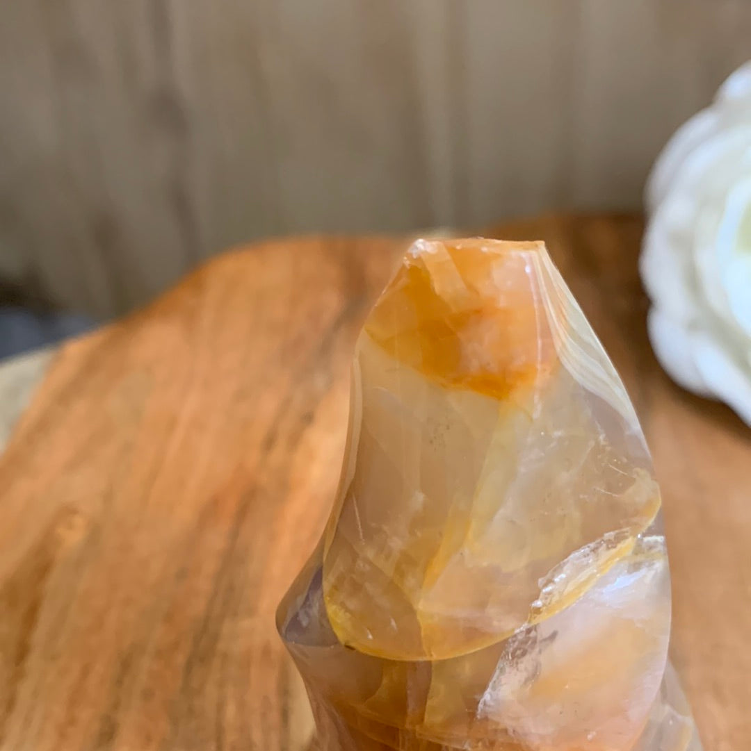 PEACH MOONSTONE FLAME (TIP IS BROKEN)