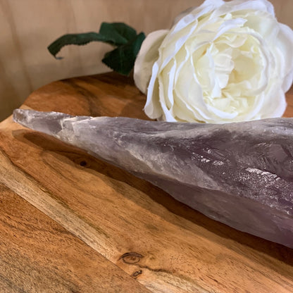 AMETHYST TOOTH (MASSIVE 714 GRAMS)