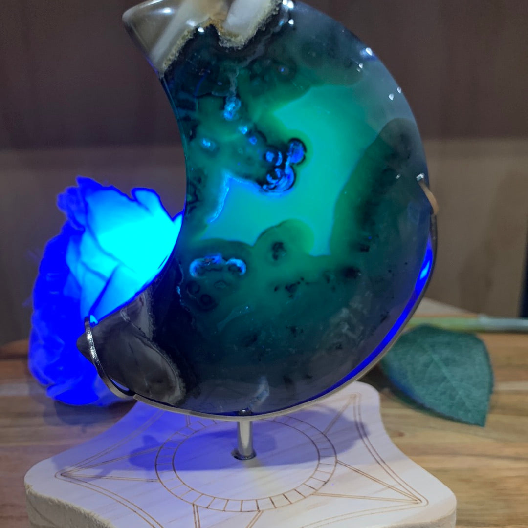 VOLCANO AGATE MOON ON SPINNING STAND
