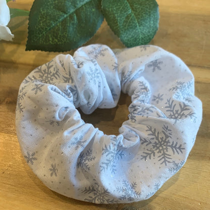 THEMED SCRUNCHIES