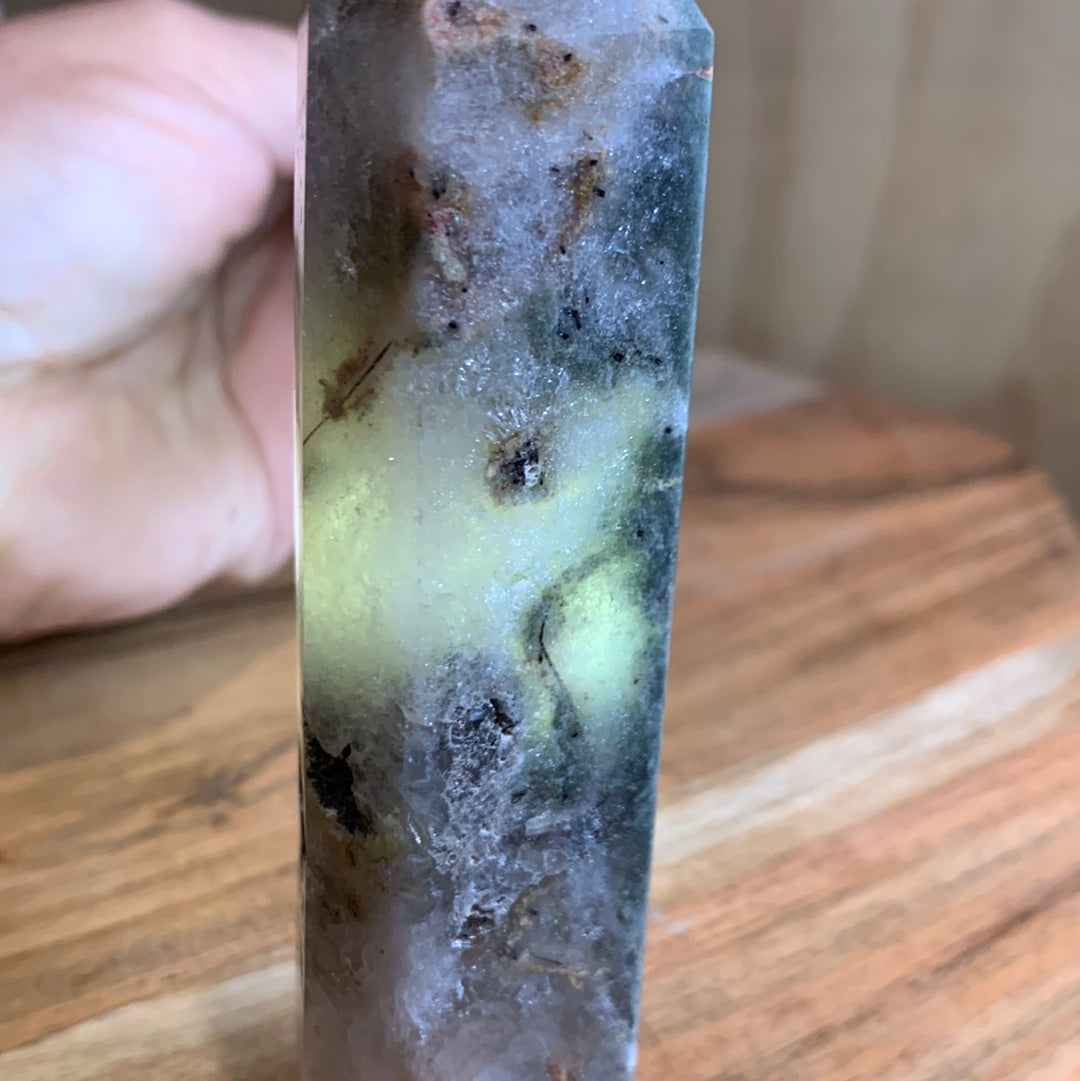 OCEAN JASPER WITH QUARTZ TOWER