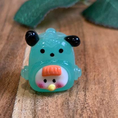EVERYTHING THAT GLOWS IN THE DARK  (NON CRYSTAL LUMINOUS RESIN)