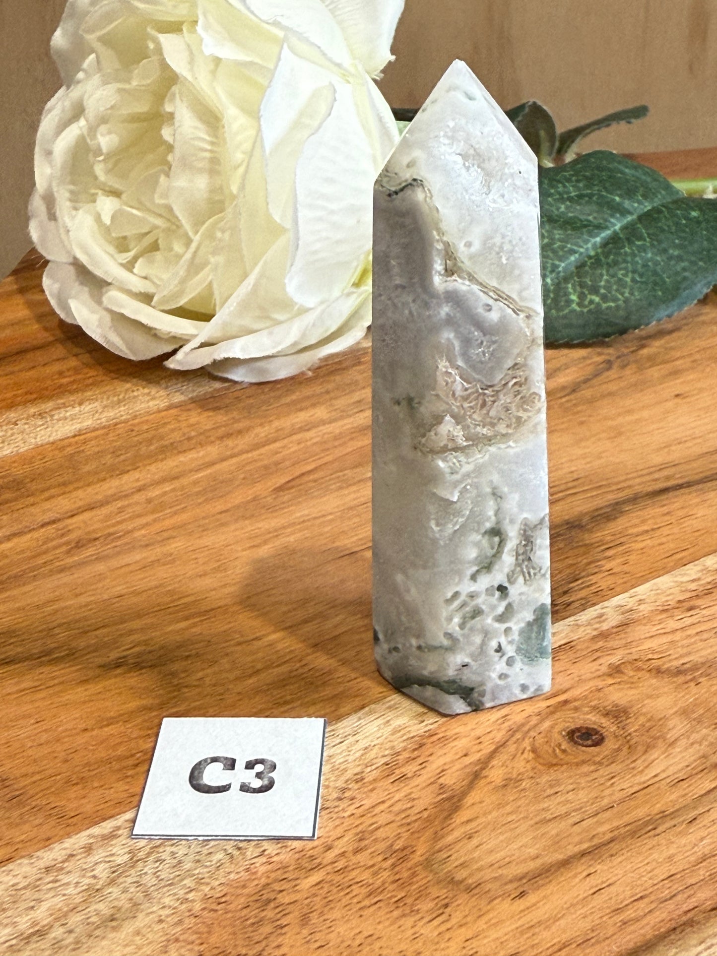 AGATE MOSS POINTS
