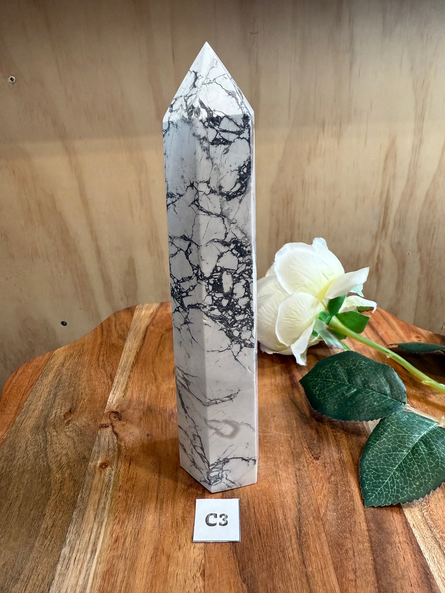HOWLITE TOWERS