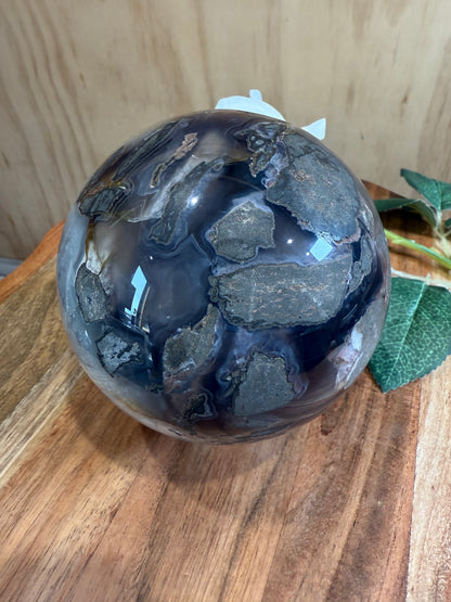 AMETHYST SPHERE