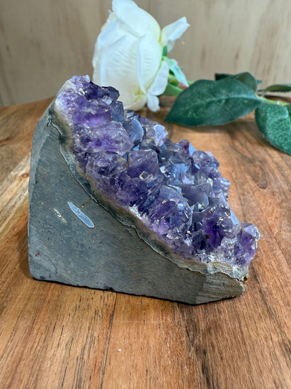 AMETHYST CLUSTER