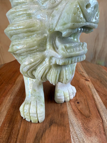 YELLOW AND WIHTE JADE LION  3kg & 627grams